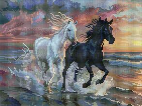 Картина зі страз 30*40 см RDBS 7022 "Коні на узбережжі" Brushme